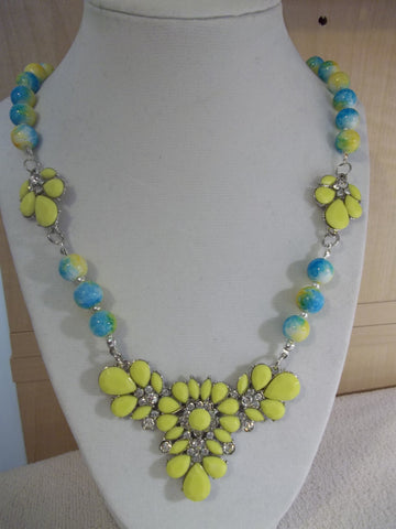 Blue Yellow Swirl Glass Beads, Yellow Bling Pendant Necklace (N1010)
