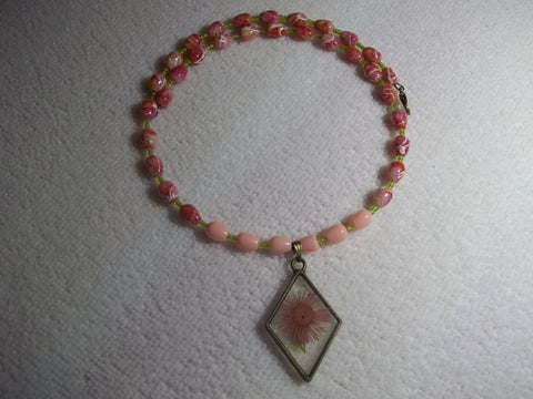Memory Wire Peach Pink Glass Beads Dried Flower Diamond Shape Pendant Choker Necklace (N1088)