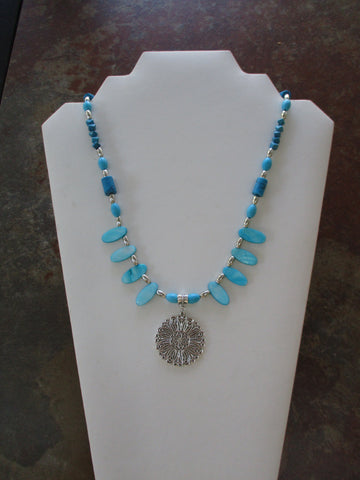 Blue Mother of Pearl Shell Beads, Blue, Silver Beads Round Silver Pendant Necklace (N1513)