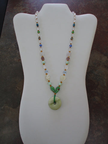 Multi Color Glass Beads, Green Doughnut Shaped Stone Pendant Necklace (N1528)