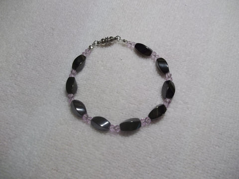 Black Magnetic Light Purple Glass Beads Bracelet (B478)