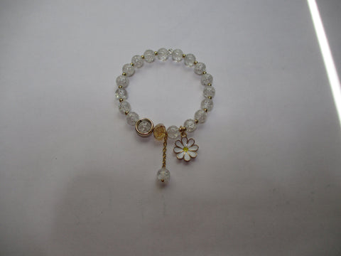 Clear Crackle Glass Beads Memory Wire Bracelet with White Flower (B600)