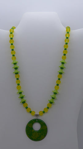 Silver Yellow Flower Green Glass Beads Pendant Necklace (N1209)