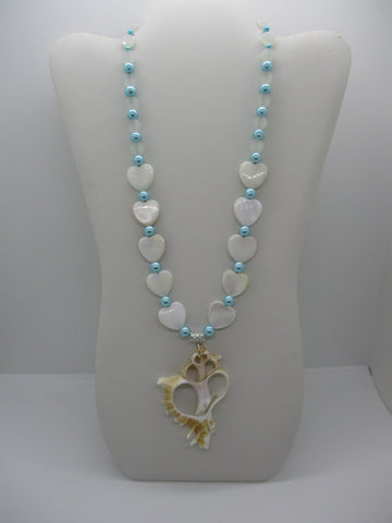 Mother of Pearl Hearts Blue Pearls White Glass Flat Beads Shell Pendant Necklace (N1338)