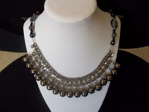 Smoke Gray Glass Beads Metal Bib Front Bling Necklace (N473)