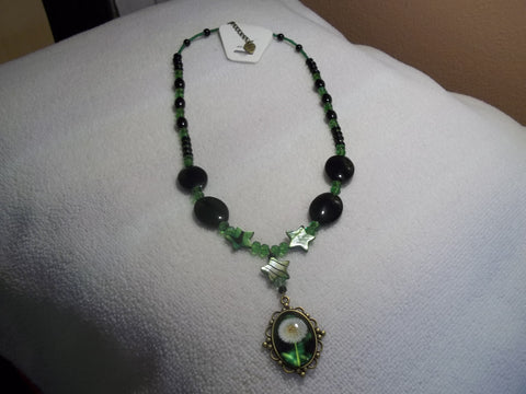 Silver Green/Black Glass Beads Star Dandelion Wish Pendant Necklace (N655)