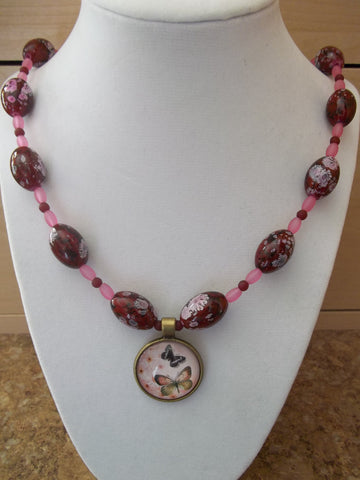 Red Pink Glass Beads Bronze Butterfly Pendant Necklace (N764)