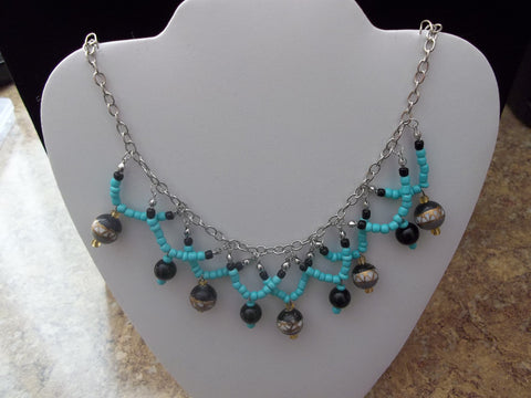 Silver Turquoise w/Black glass Bead Bib Necklace (N372)